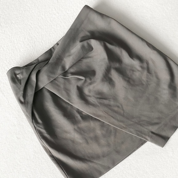 BABATON Twist front Mini SKirt - Picture 9 of 9